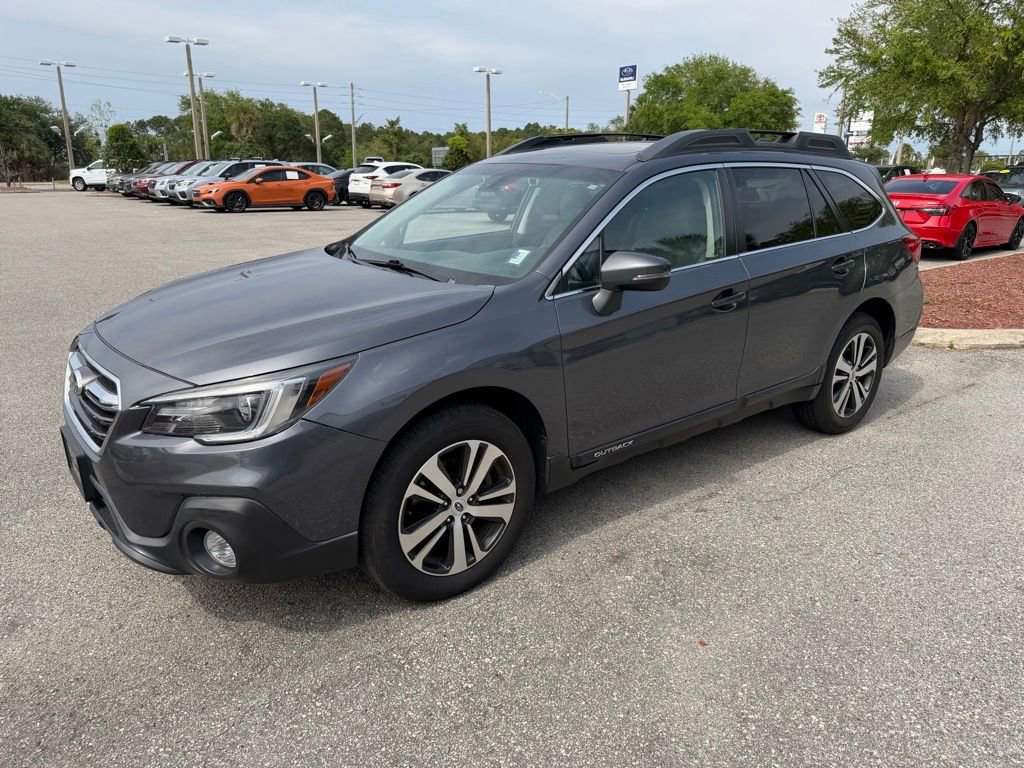 Used 2019 Subaru Outback 3.6R Limited AWD/4WD image 12