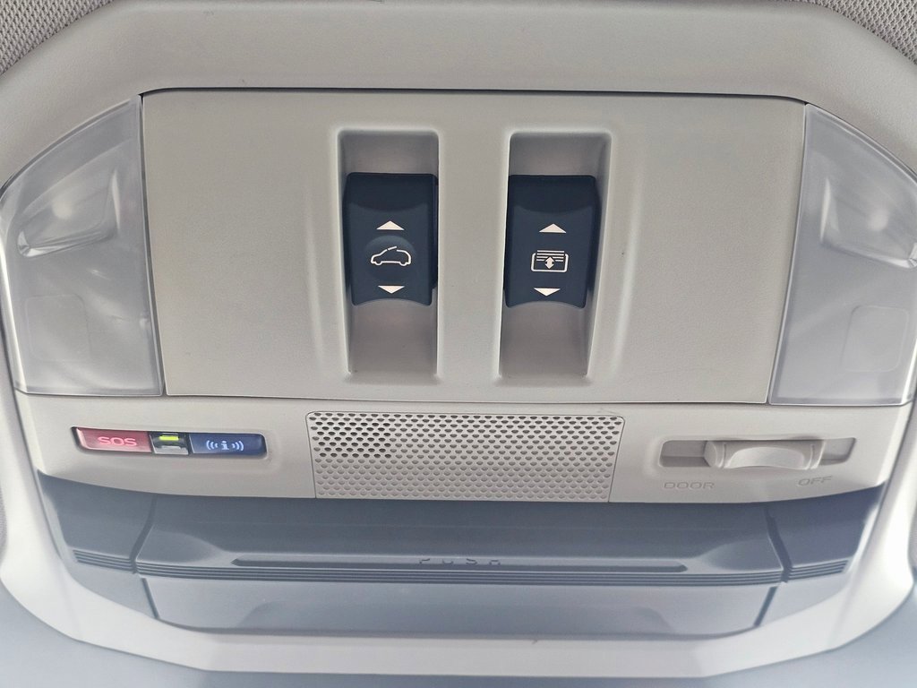 Used 2023 Subaru Ascent Onyx Edition image 18