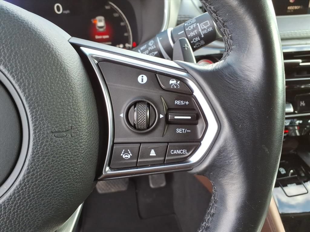 Used 2023 Acura MDX SH-AWD w/ Advance Package image 21