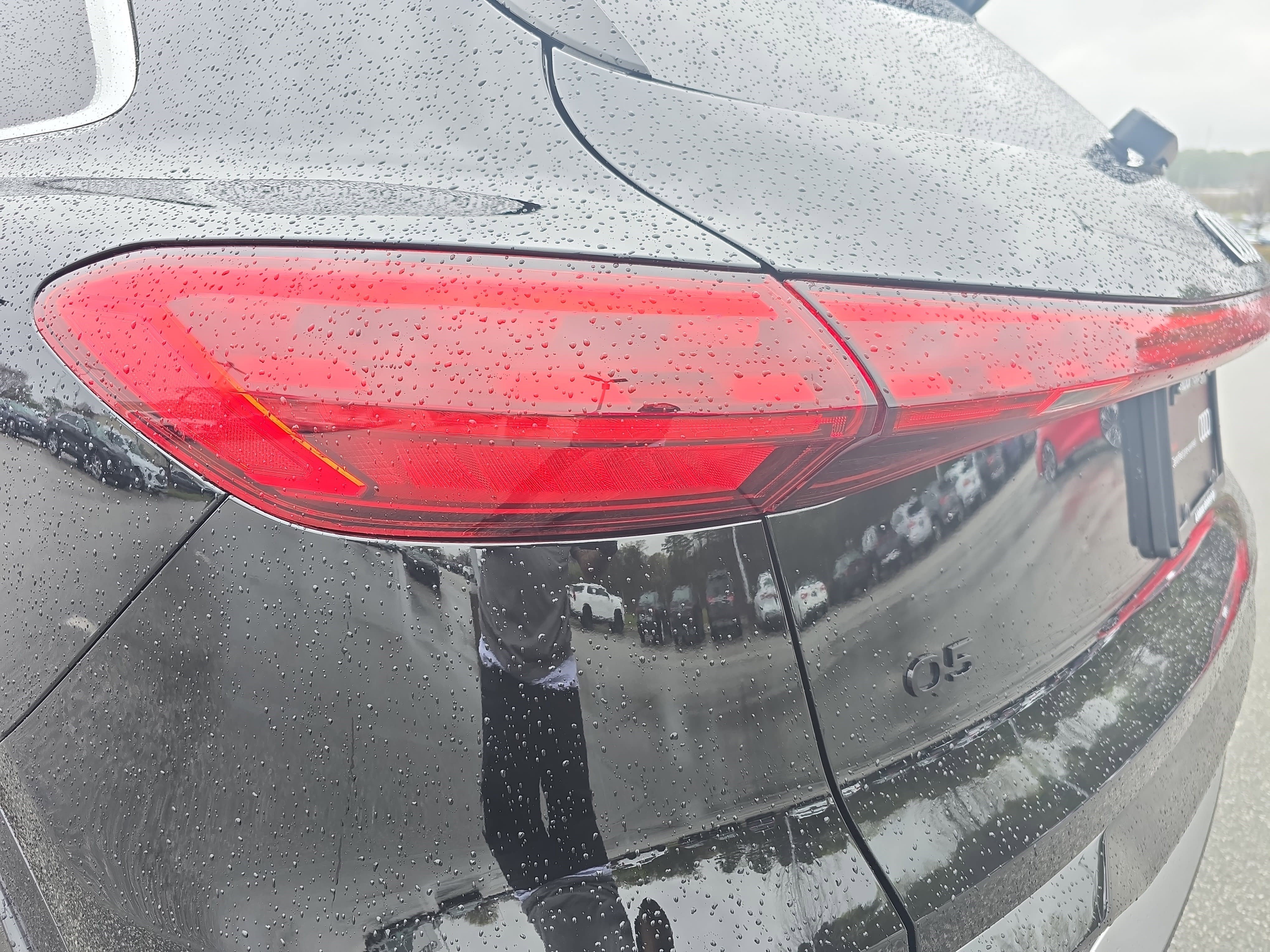 Certified 2025 Audi Q5 Premium w/ Convenience Package image 33