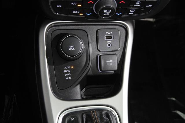 Used 2019 Jeep Compass Latitude w/ Popular Equipment Group image 15
