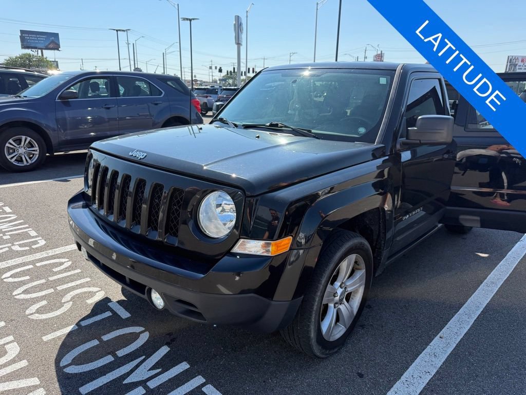Used 2016 Jeep Patriot Latitude FWD image 4