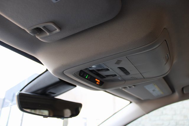 Used 2022 GMC Acadia Denali w/ Denali Ultimate Package image 30