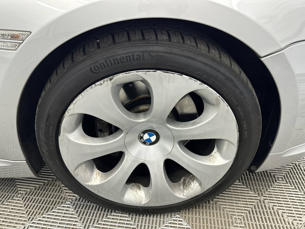 Used 2005 BMW 645Ci Convertible RWD image 13