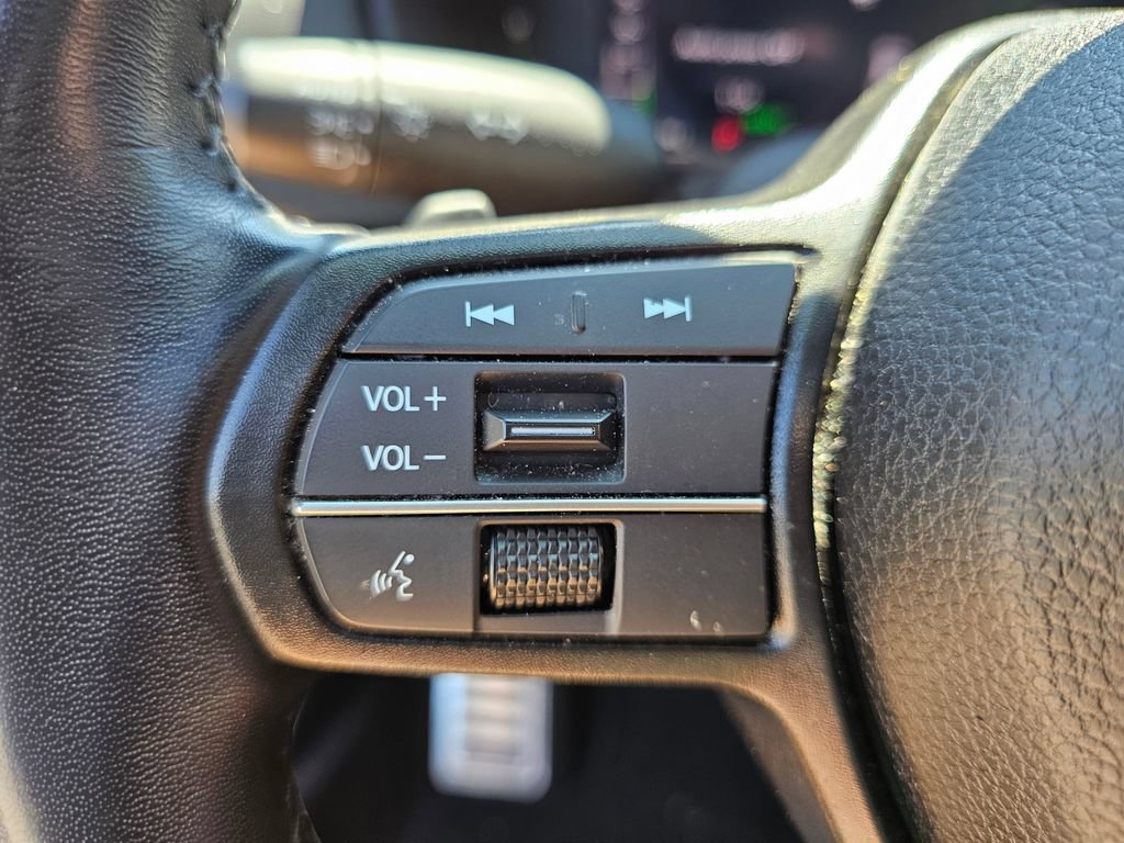 Used 2025 Honda Accord Sport image 16