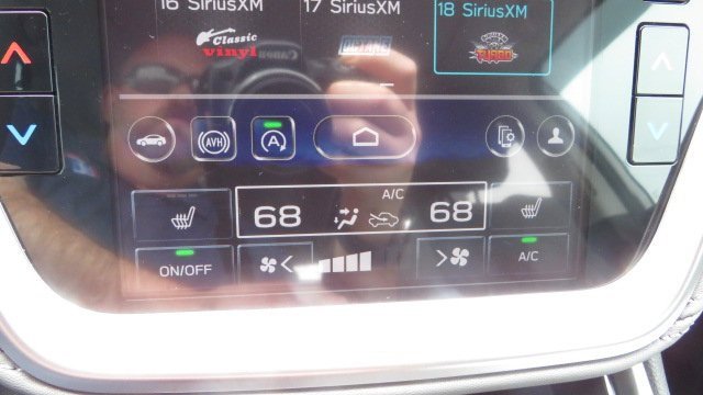 Used 2025 Subaru Outback Onyx Edition XT image 10