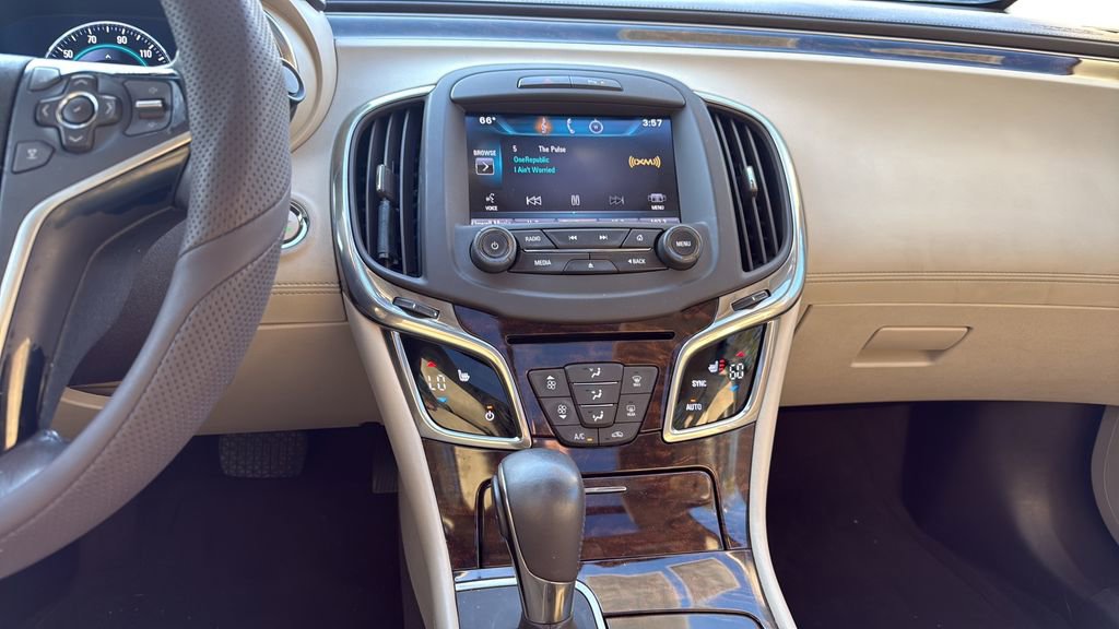 Used 2015 Buick LaCrosse Leather image 12