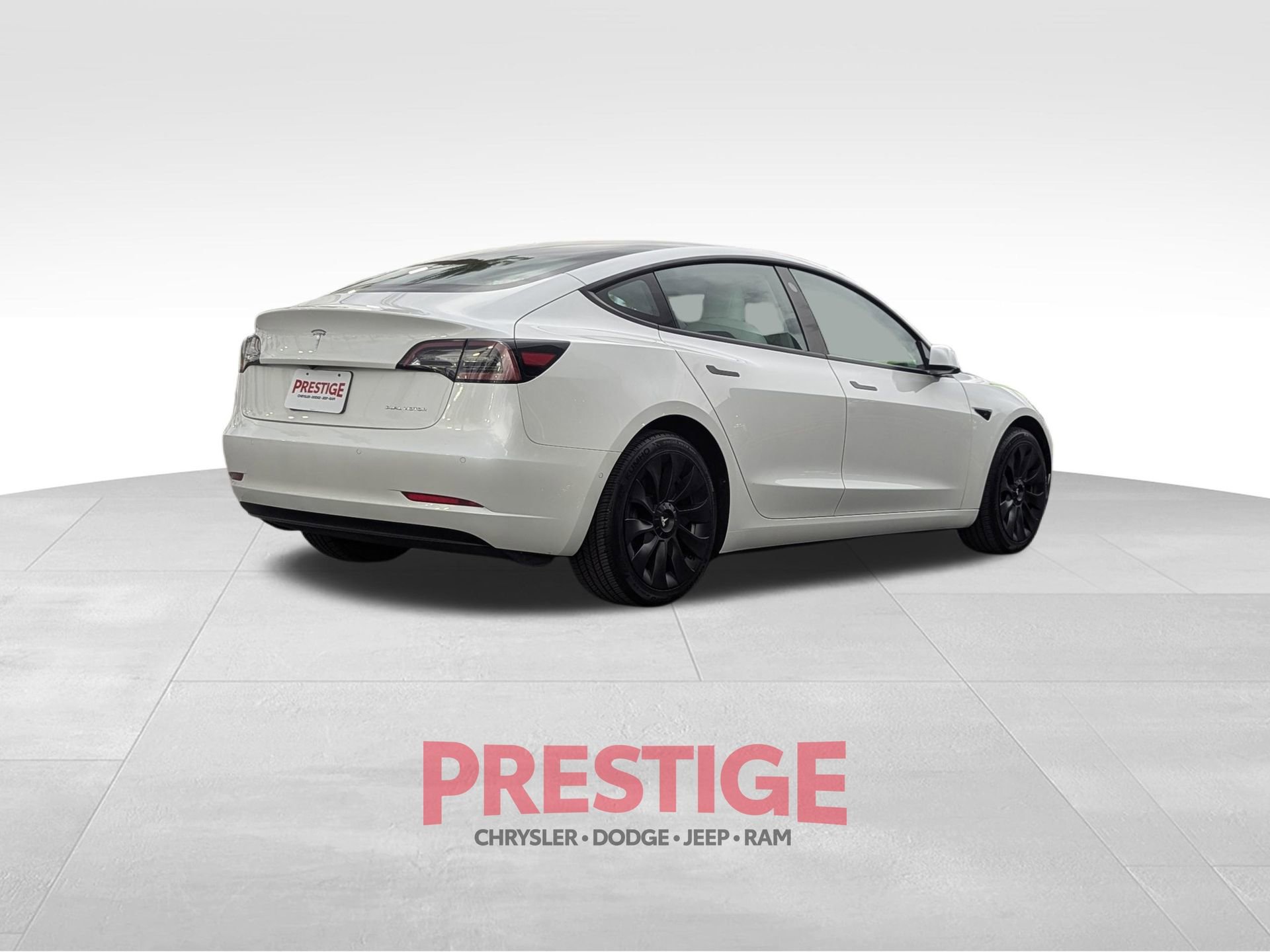 Used 2021 Tesla Model 3 Long Range image 9