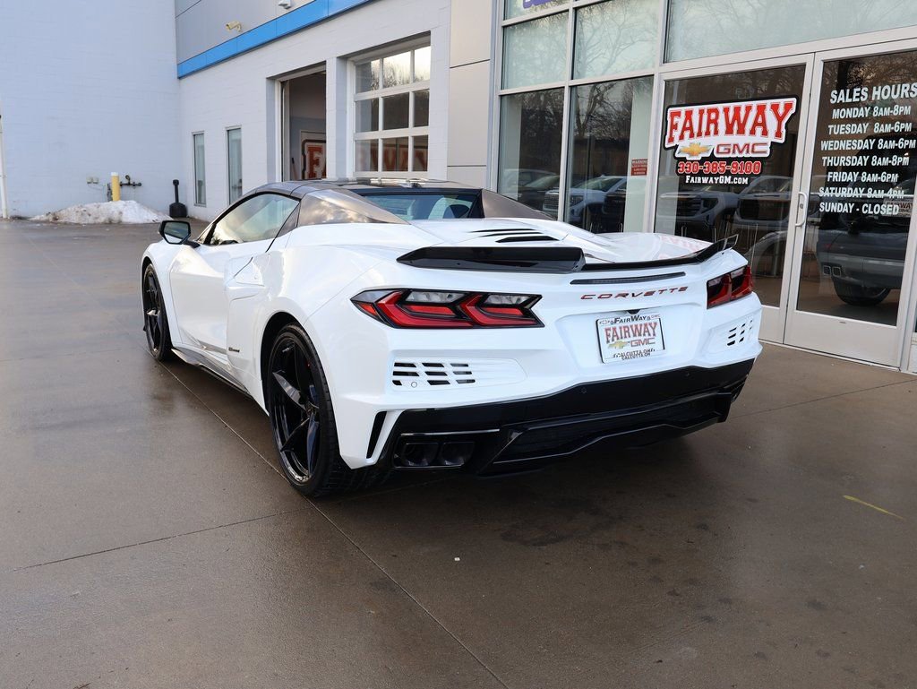 New 2026 Chevrolet Corvette E-Ray w/ Battery Protection Package image 8