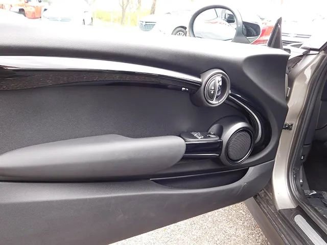 Used 2021 MINI Cooper S w/ 6.5" Touchscreen Package FWD image 9
