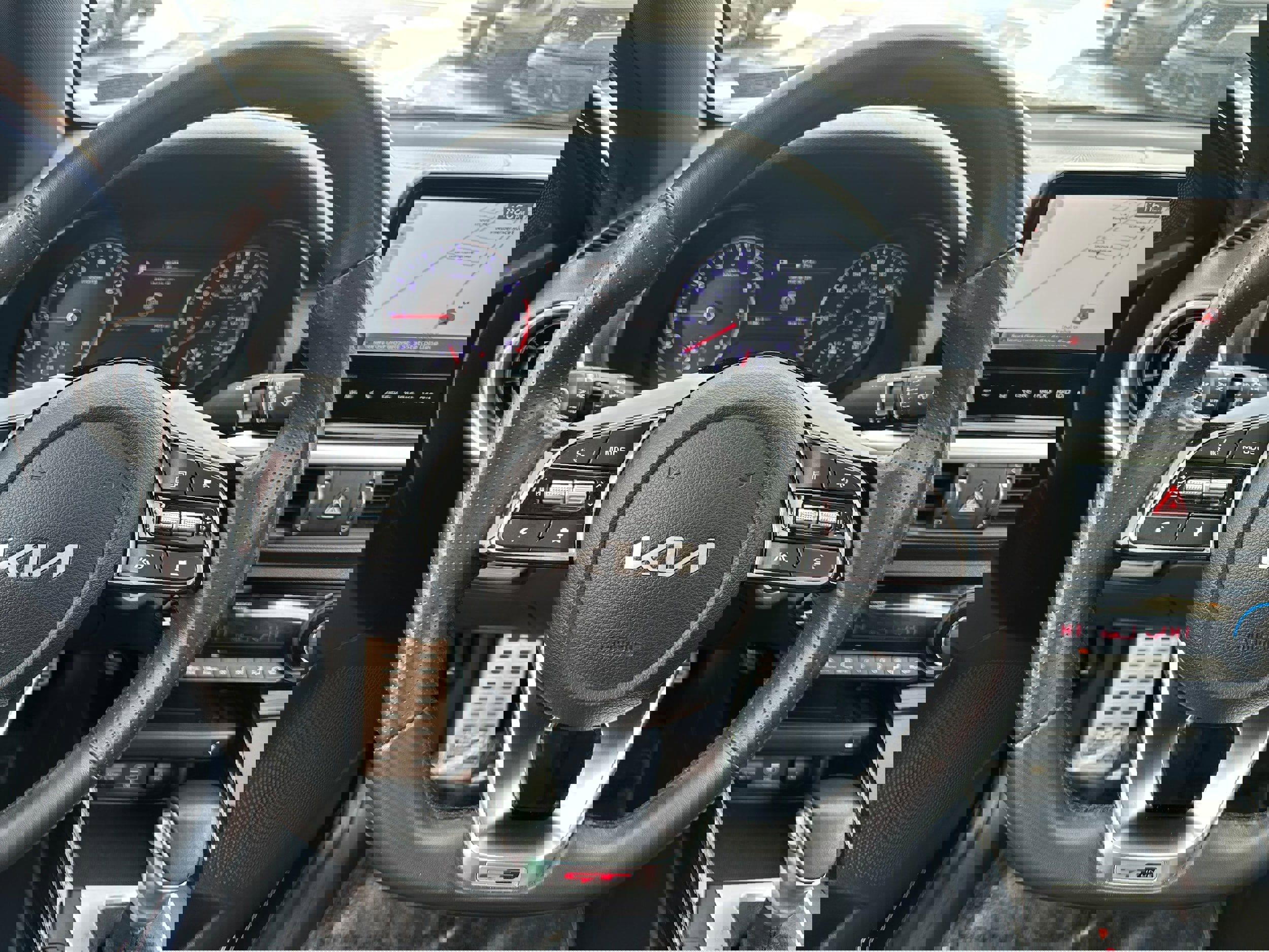 Used 2024 Kia Forte GT-Line w/ GT-Line Premium Package image 38