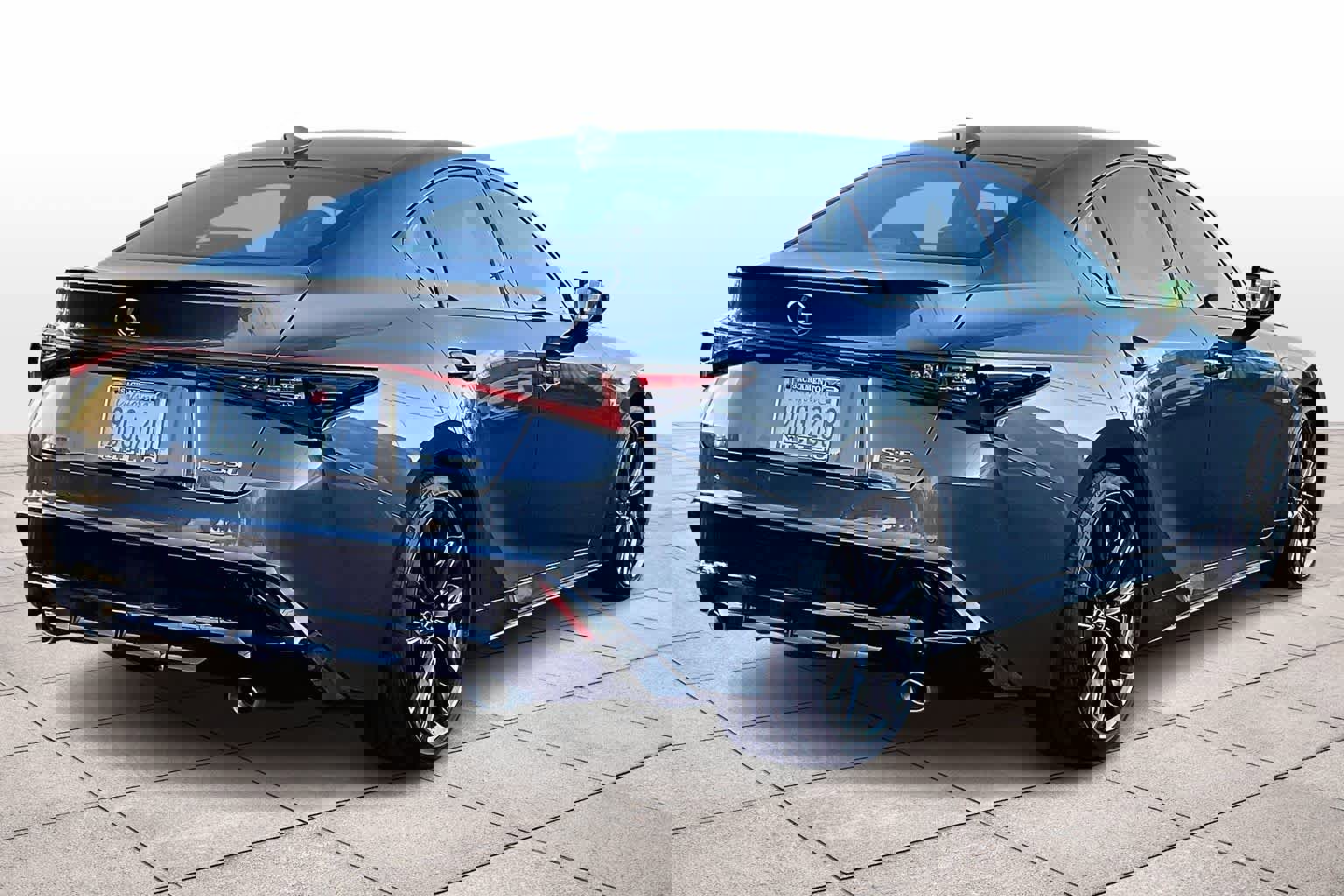 Used 2025 Lexus IS 350 F Sport image 16