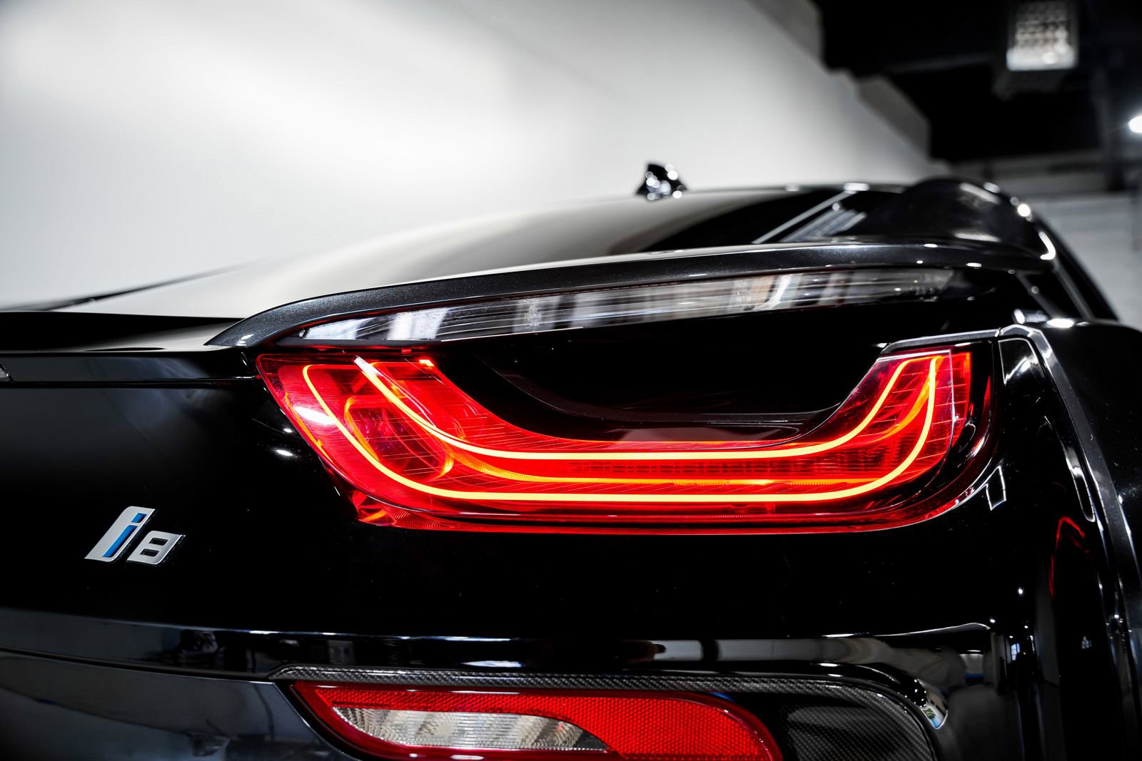 Used 2019 BMW i8 Coupe AWD/4WD image 33