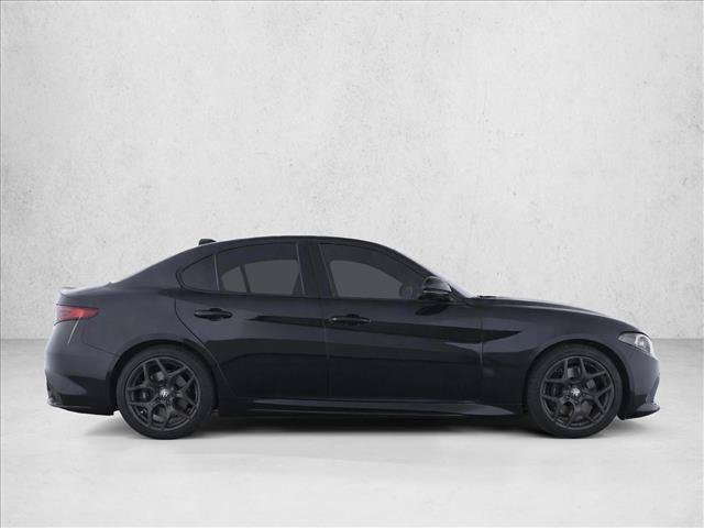 Used 2021 Alfa Romeo Giulia Sprint w/ Nero Edizione RWD image 8