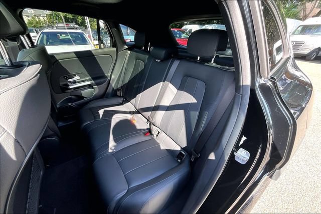 Certified 2023 Mercedes-Benz GLA 250 4MATIC image 16