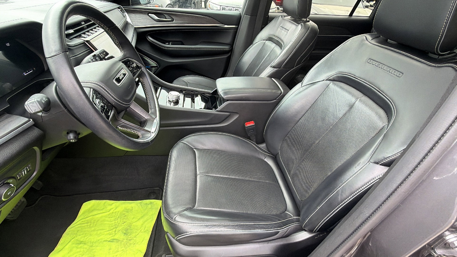 Used 2021 Jeep Grand Cherokee L Overland image 16