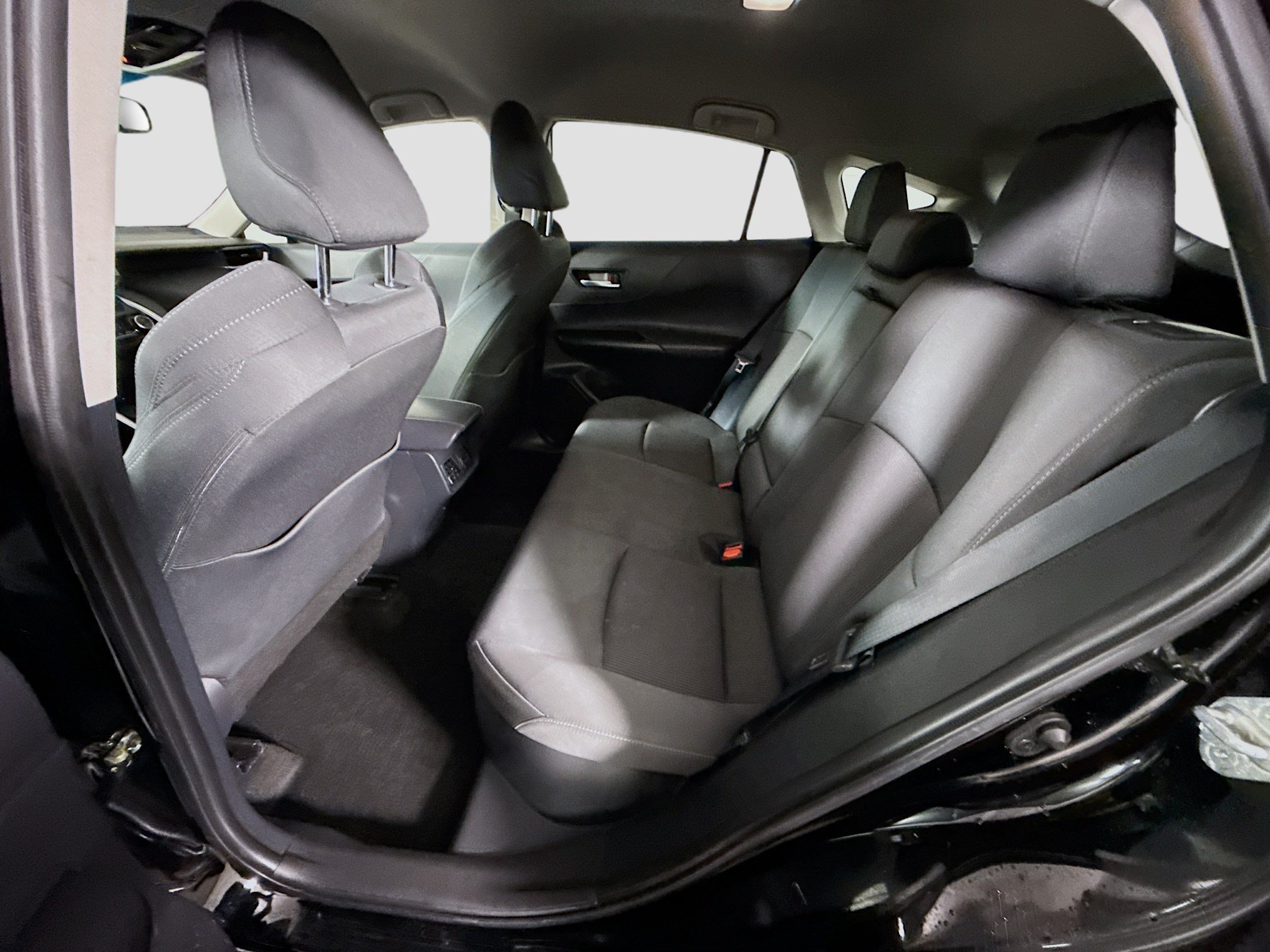 Used 2024 Toyota Venza LE AWD/4WD image 25