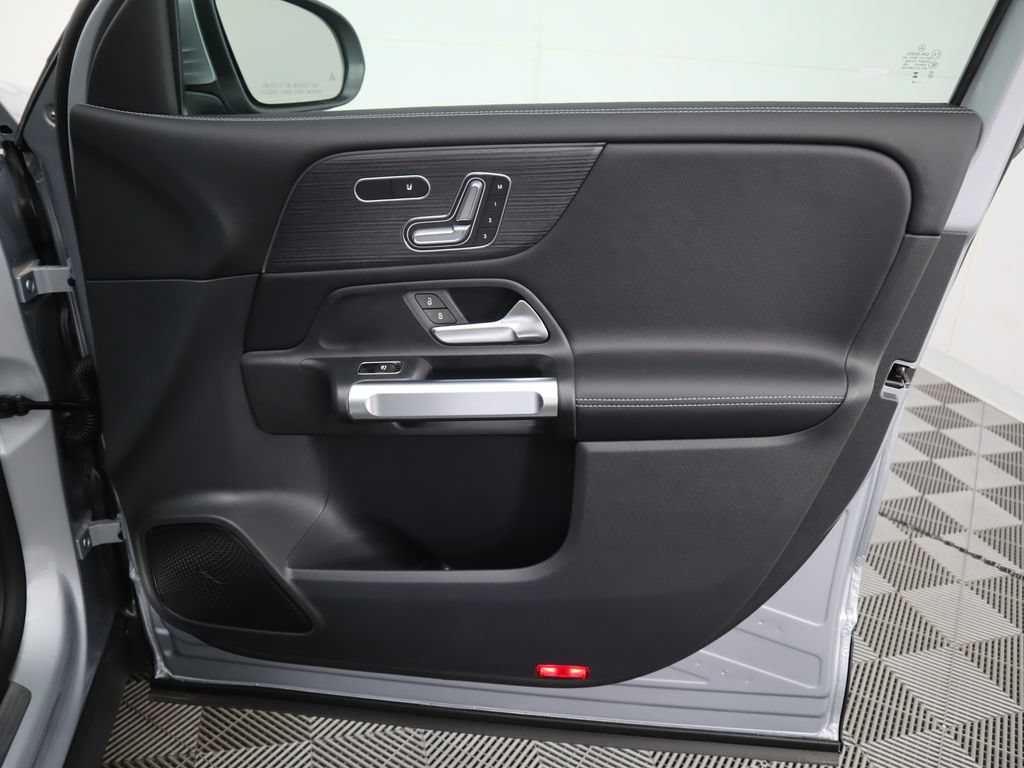 Certified 2026 Mercedes-Benz GLB 250 image 26