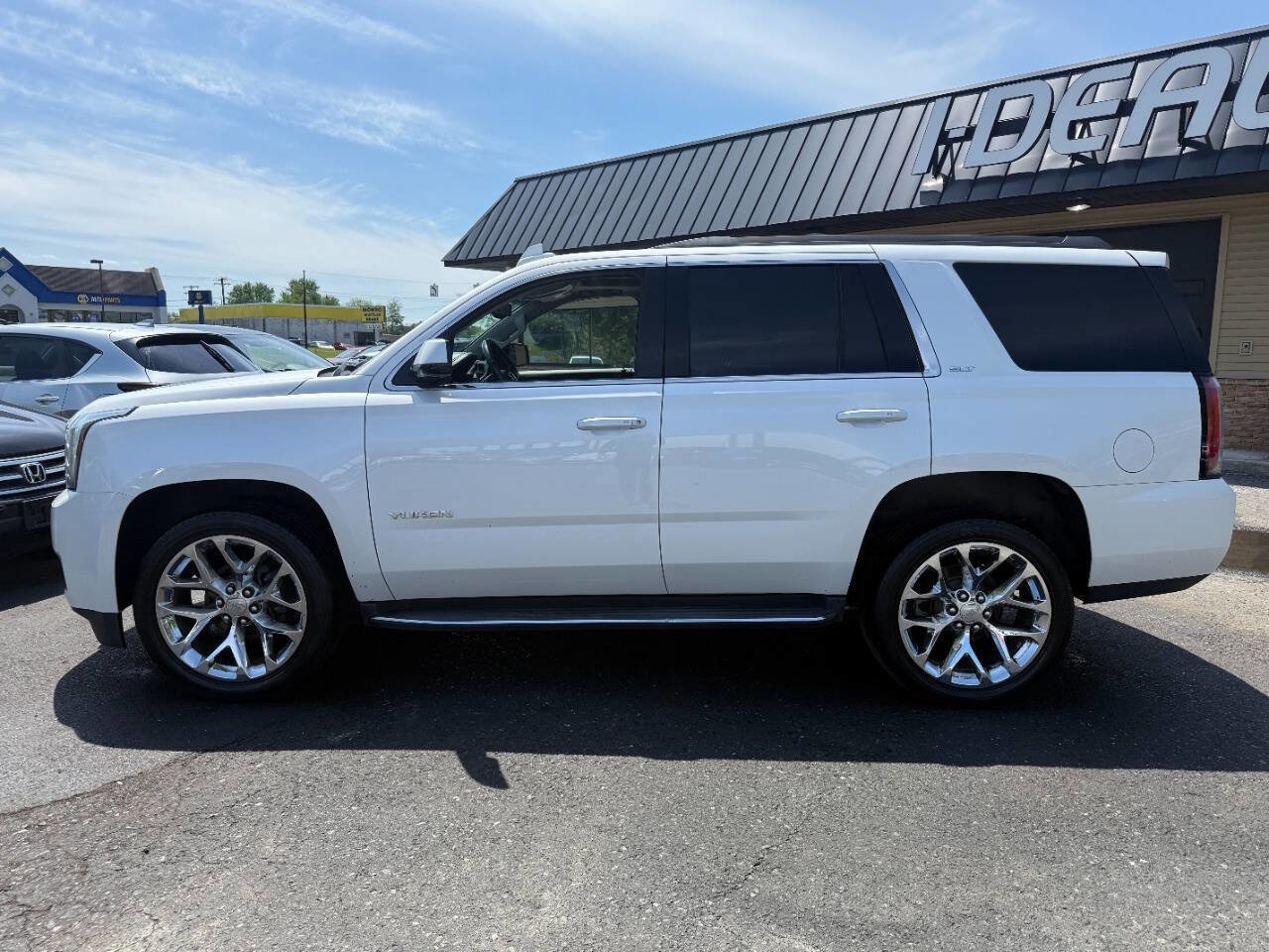 Used 2018 GMC Yukon SLT w/ Open Road Package AWD/4WD image 8