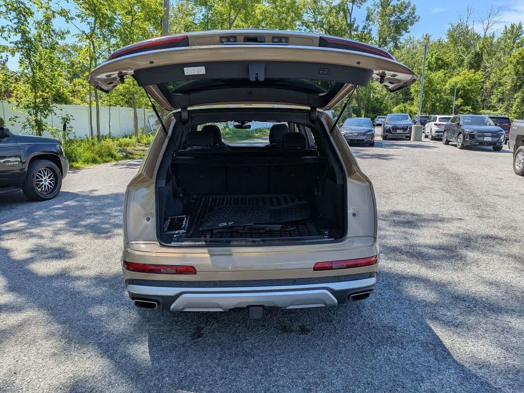 Certified 2025 Audi Q7 3.0T Prestige AWD/4WD image 20