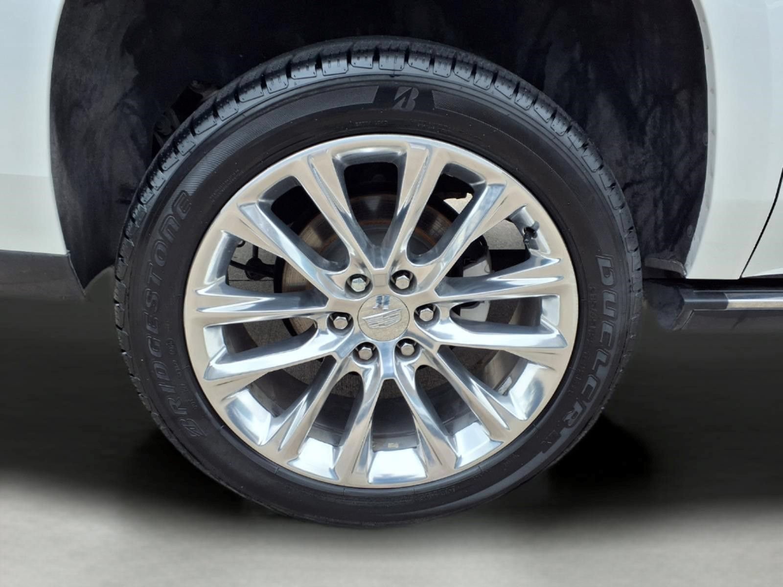 Used 2019 Cadillac Escalade ESV Premium Luxury RWD image 9