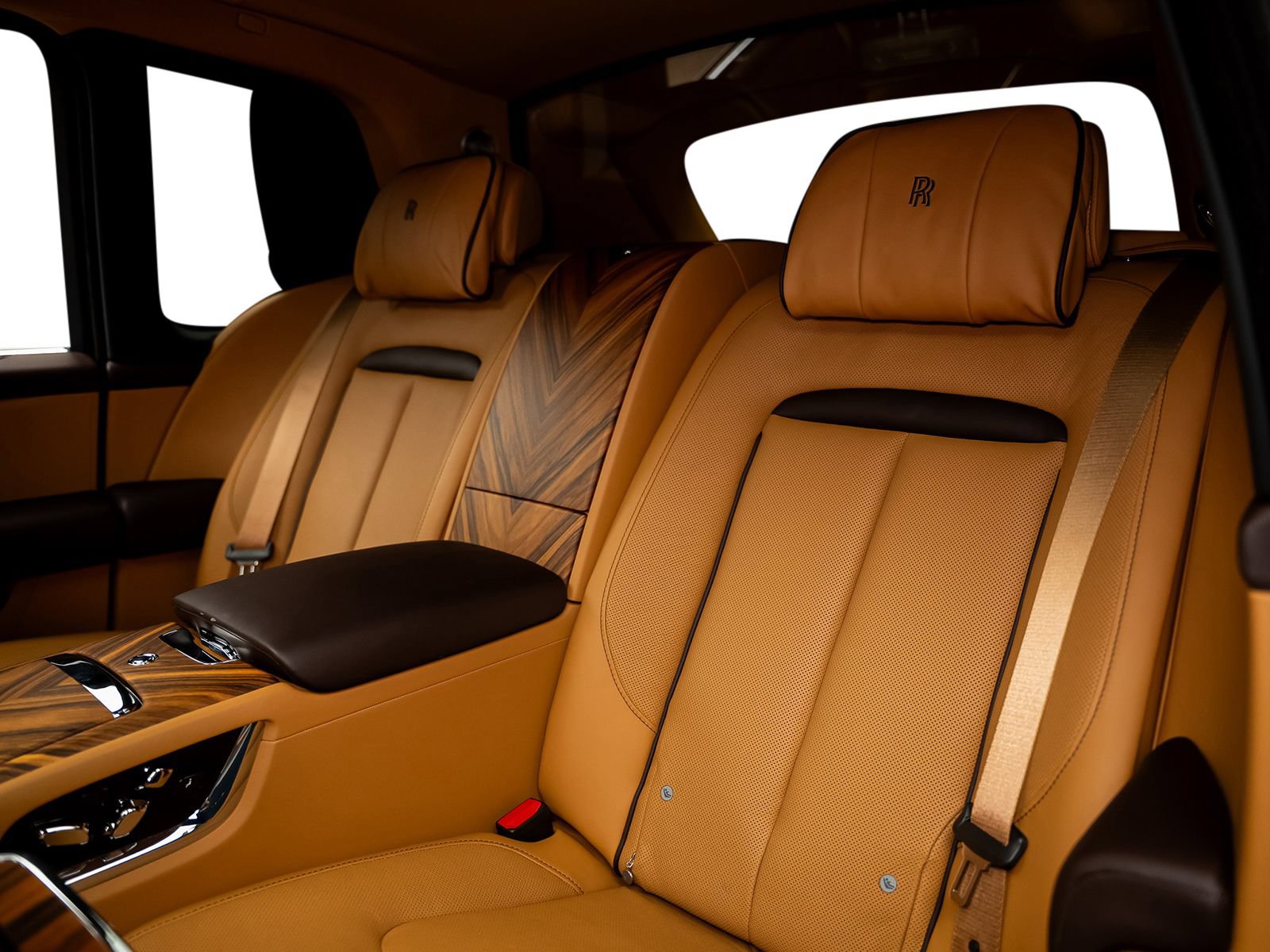 Used 2019 Rolls-Royce Cullinan AWD/4WD image 39