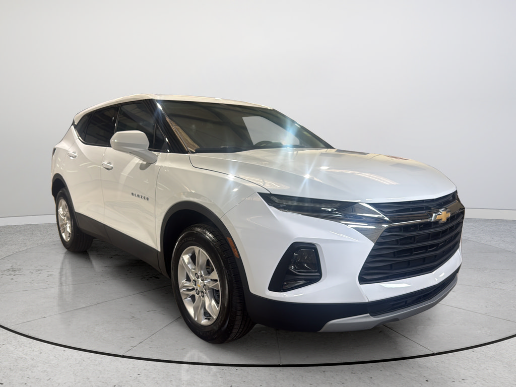Used 2021 Chevrolet Blazer LT FWD image 1