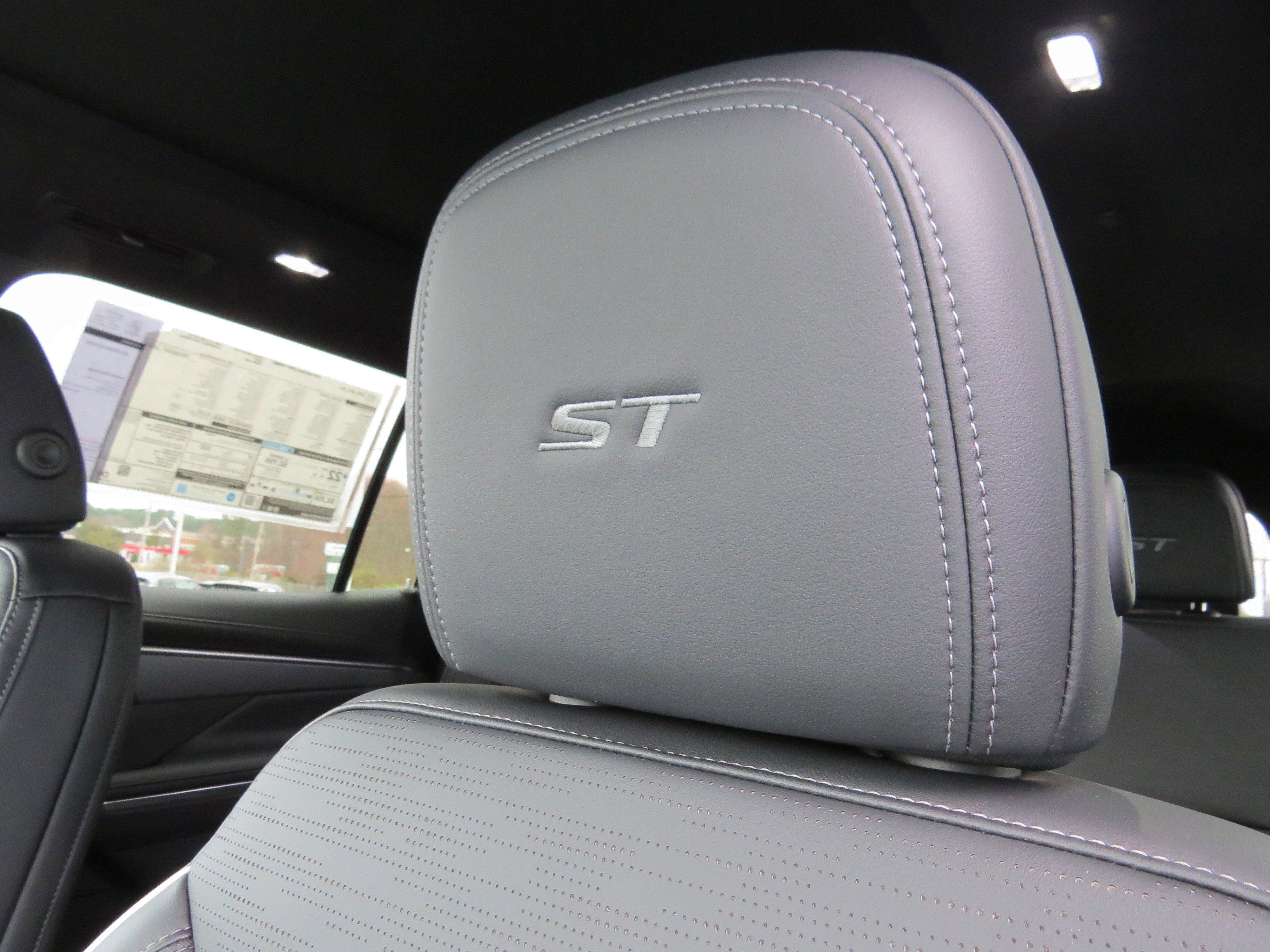 New 2026 Buick Enclave Sport Touring w/ Power Package image 19