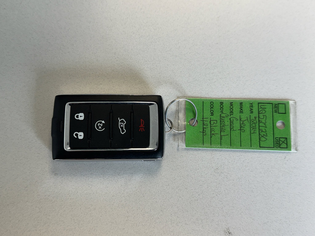 Used 2024 Jeep Grand Cherokee L Laredo image 45