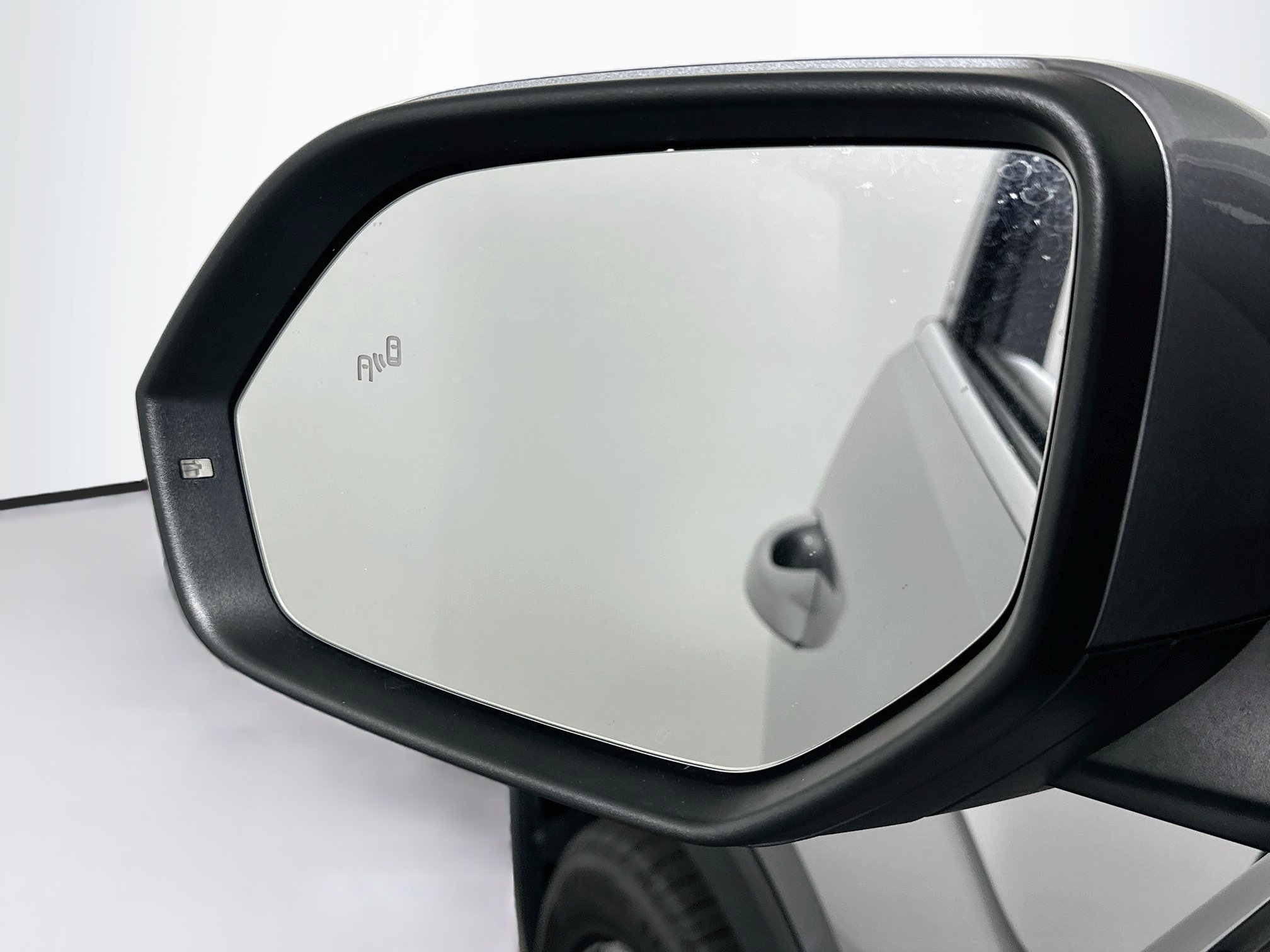 Used 2025 Volkswagen Atlas SE FWD image 16
