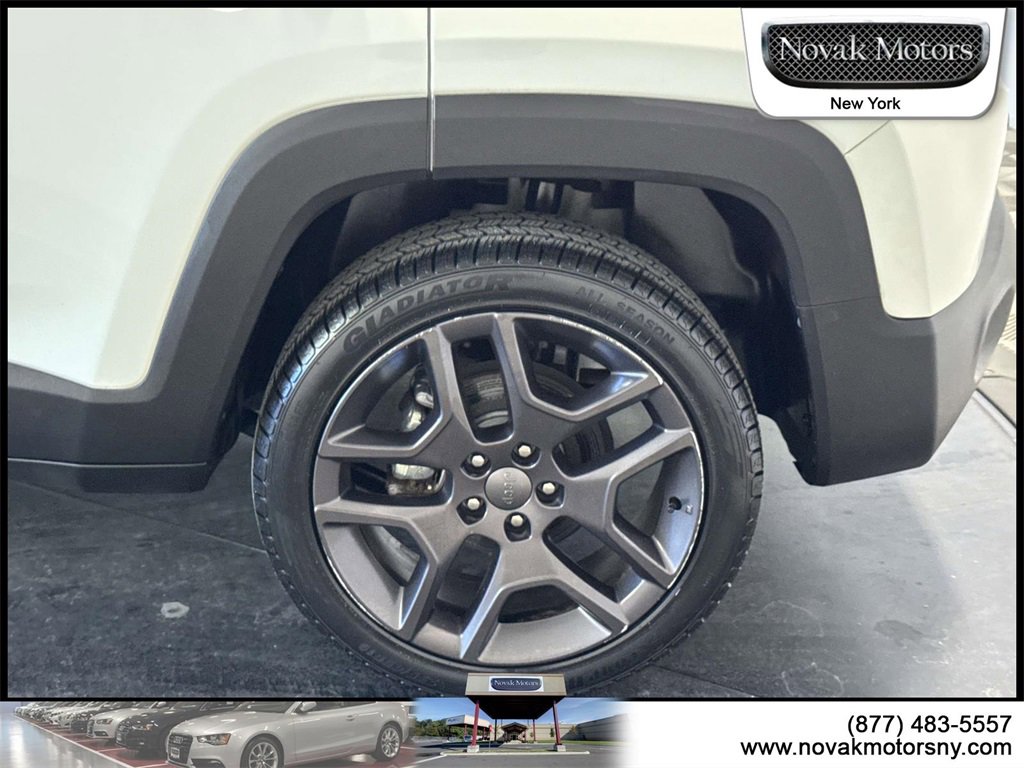 Used 2021 Jeep Renegade Latitude image 7