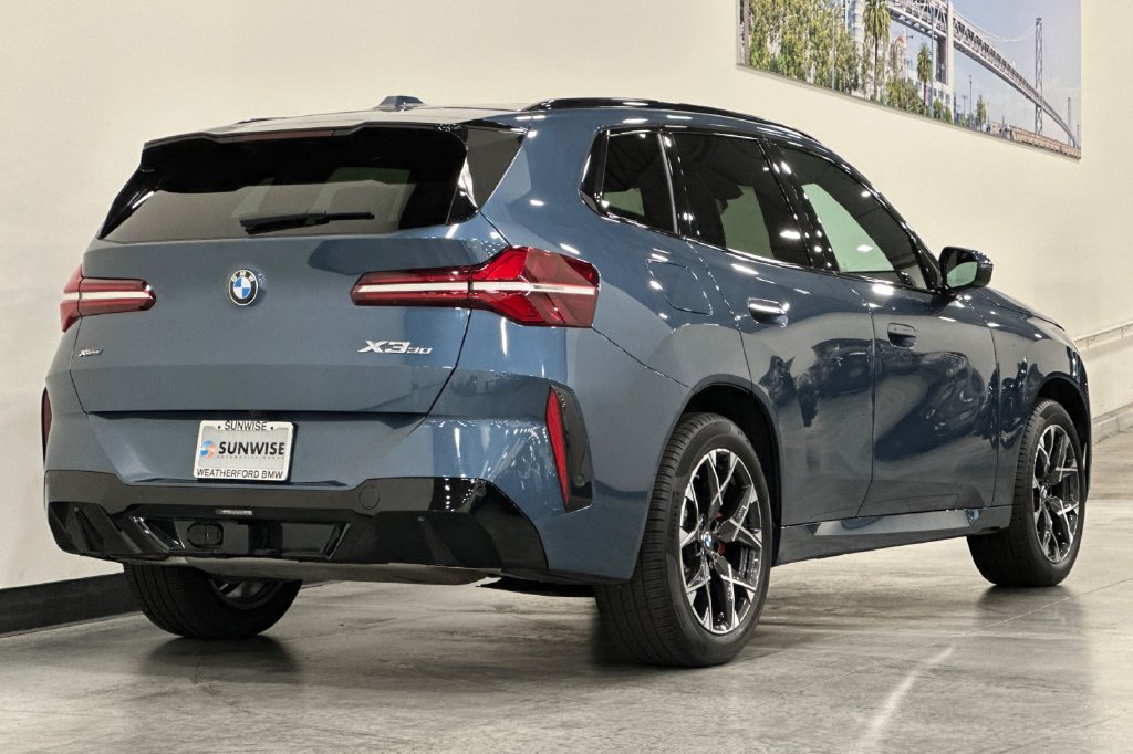 Used 2026 BMW X3 xDrive30i w/ M Sport Package AWD/4WD image 4
