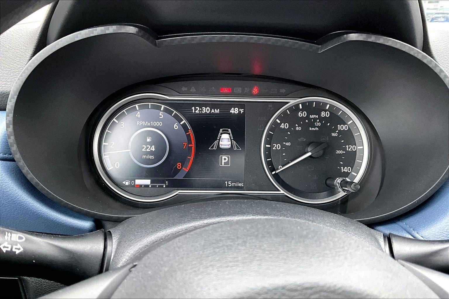 Used 2025 Nissan Versa SV w/ Trunk Package image 5