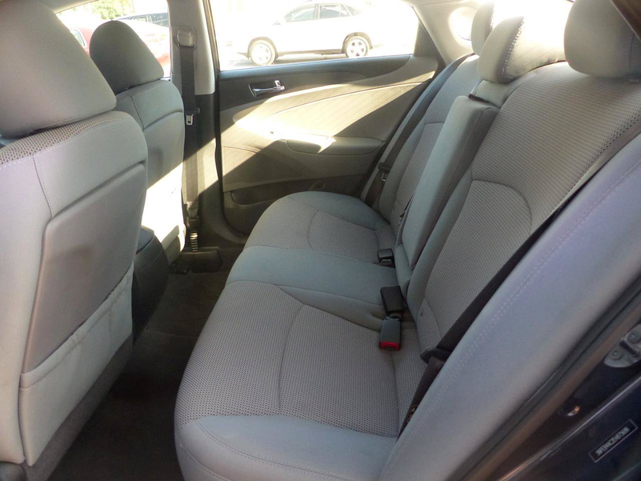 Used 2014 Hyundai Sonata GLS w/ Popular Equipment Group 2 FWD image 11
