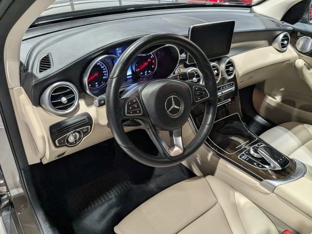Used 2016 Mercedes-Benz GLC 300 4MATIC image 22