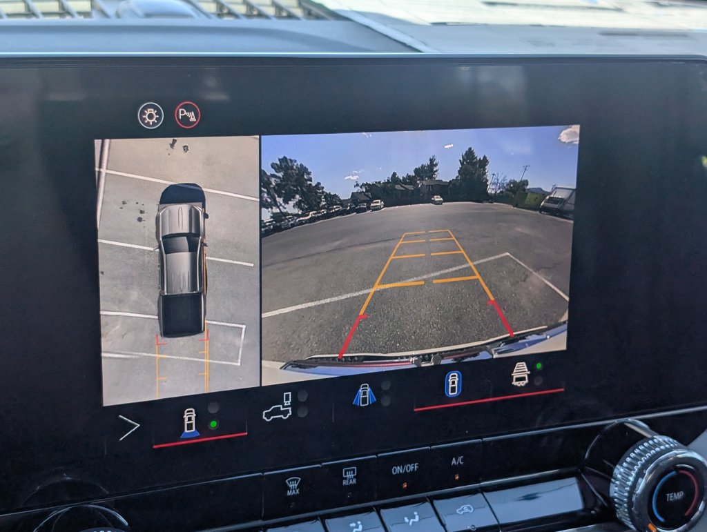 New 2026 GMC Canyon Elevation w/ Technology Package RWD image 17