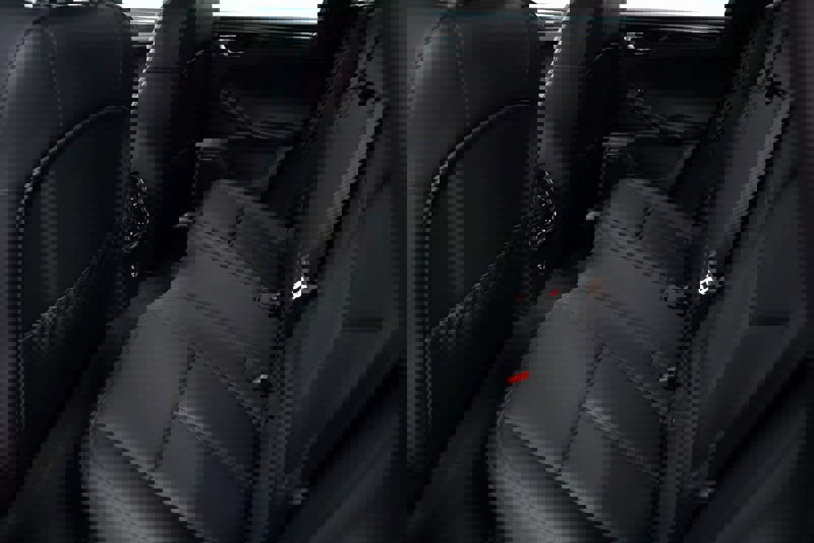 Certified 2025 Porsche Macan image 29