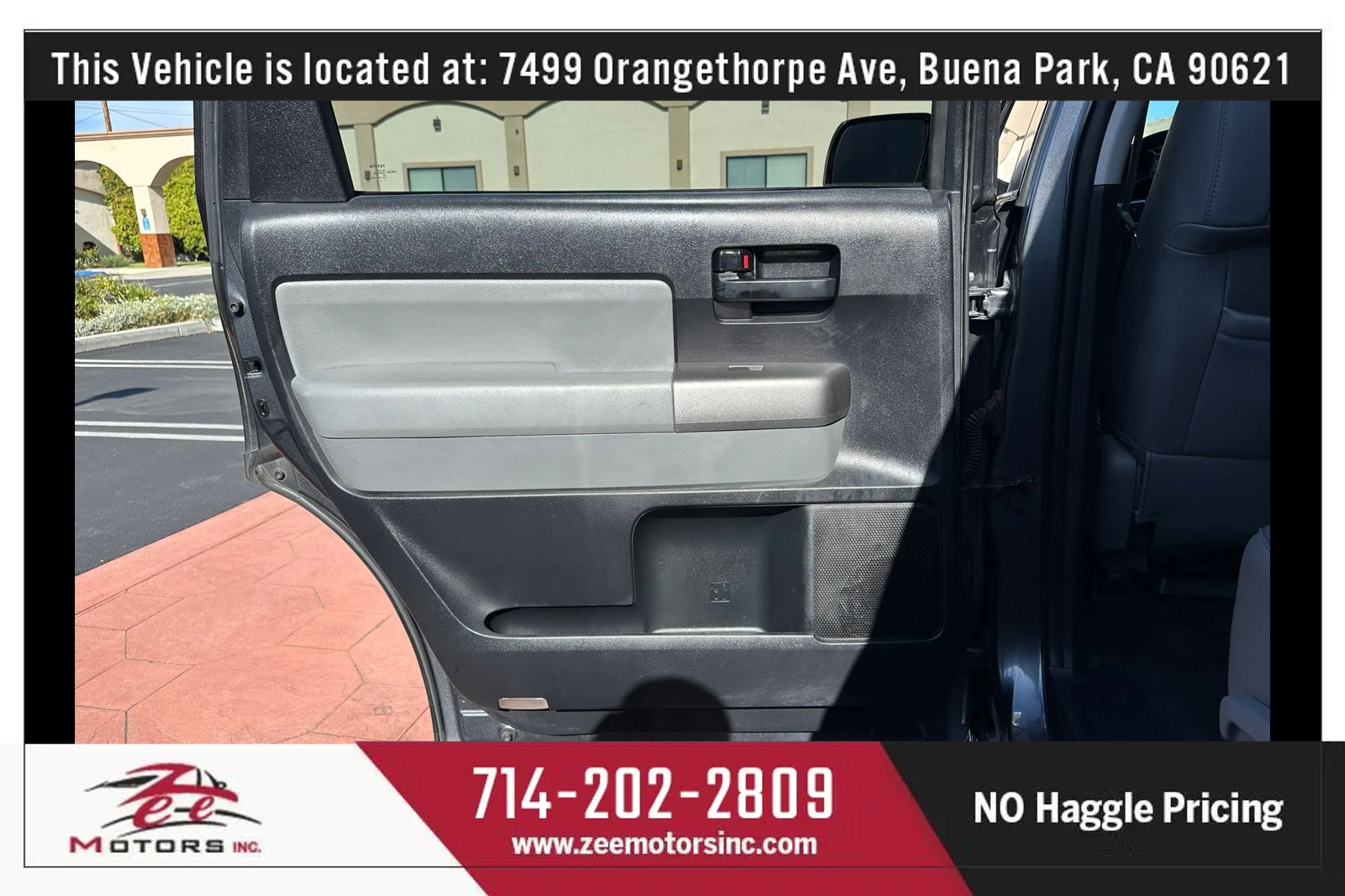 Used 2016 Toyota Sequoia SR5 w/ Premium Package RWD image 54