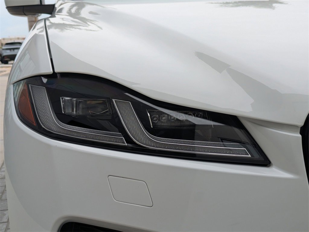 Used 2022 Jaguar F-PACE S image 10