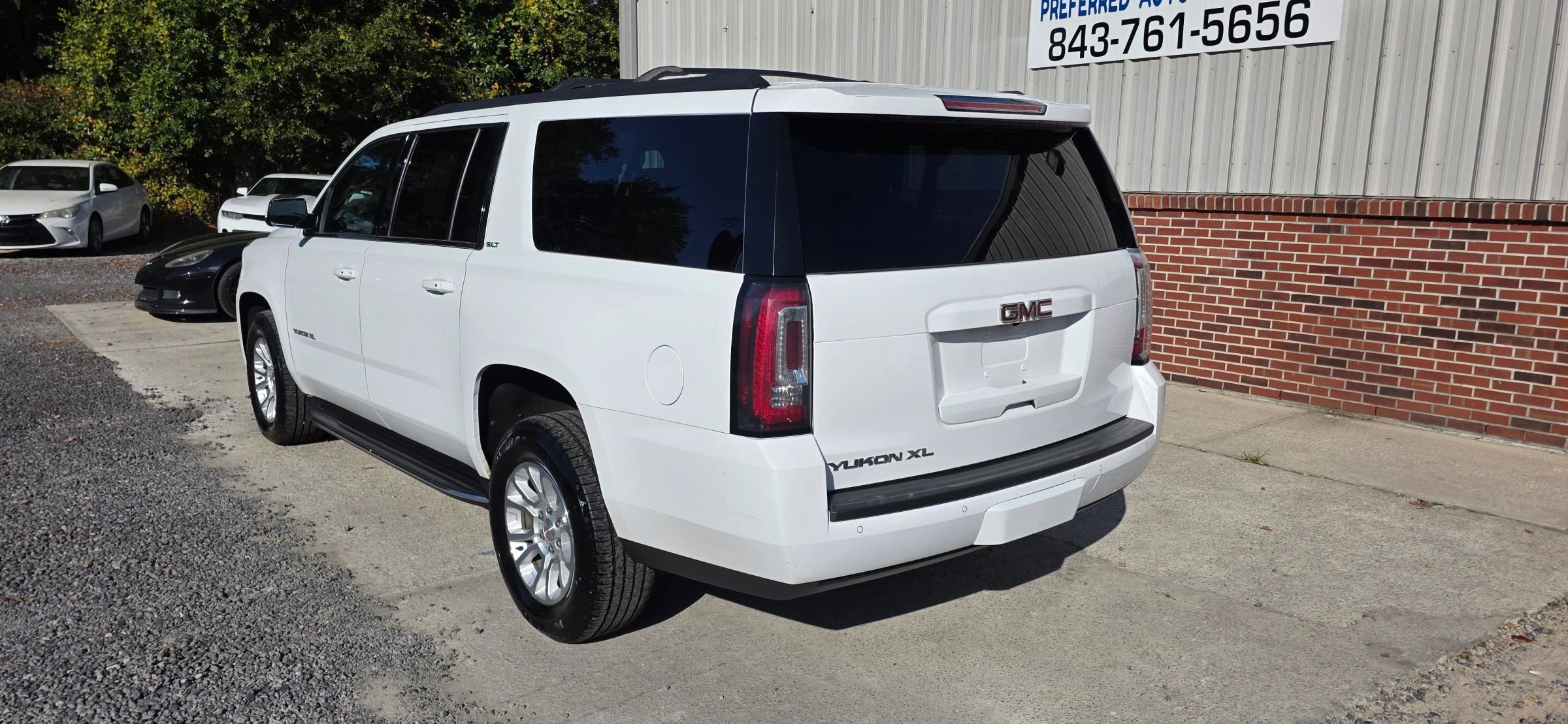 Used 2018 GMC Yukon XL SLT w/ Open Road Package image 5