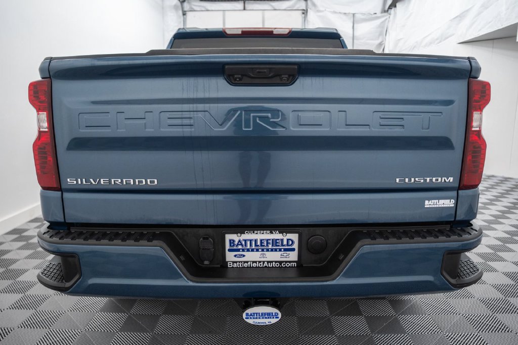 Used 2024 Chevrolet Silverado 1500 Custom AWD/4WD image 6