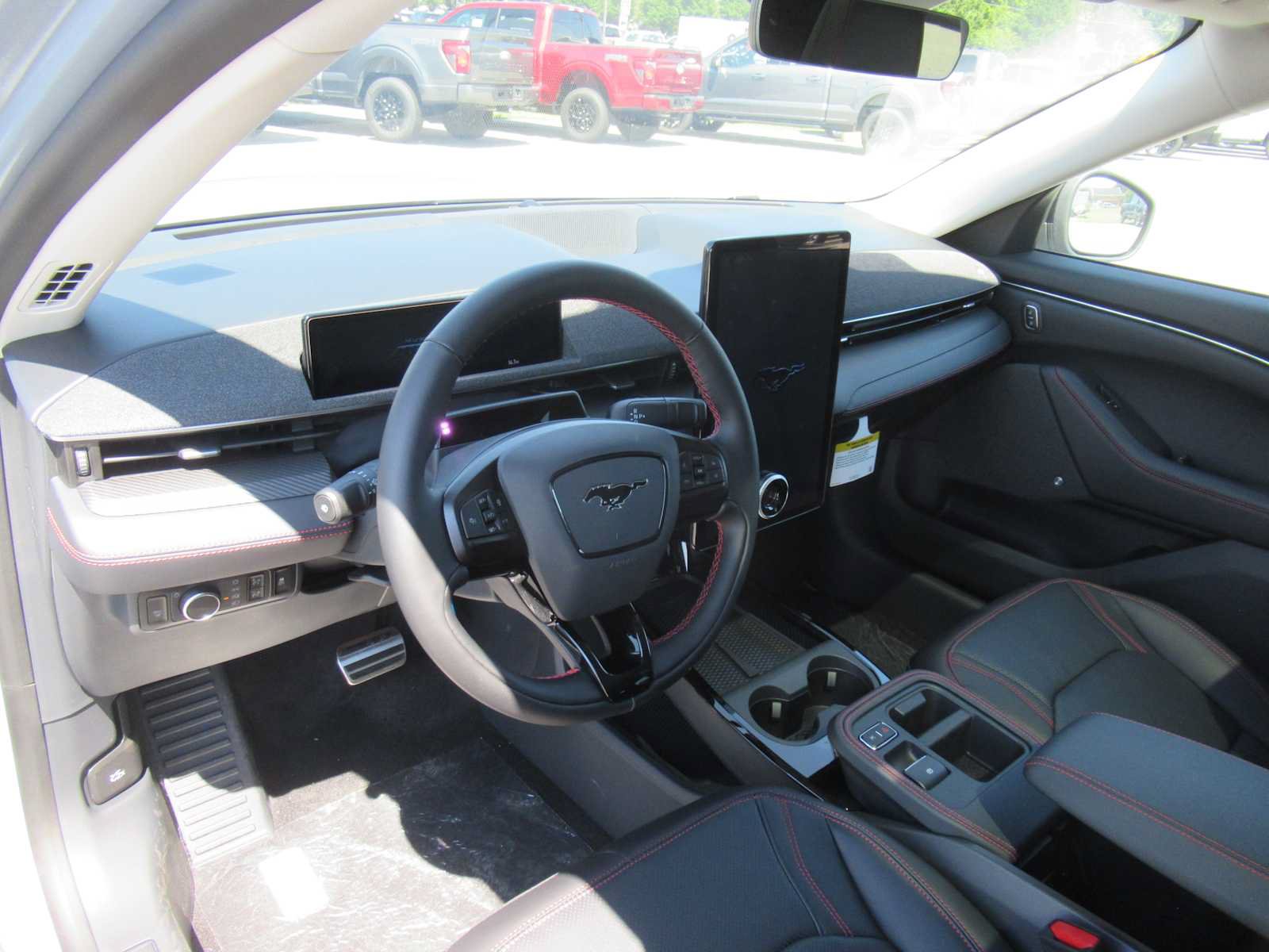 New 2026 Ford Mustang Mach-E Premium w/ Sport Appearance Package AWD/4WD image 23