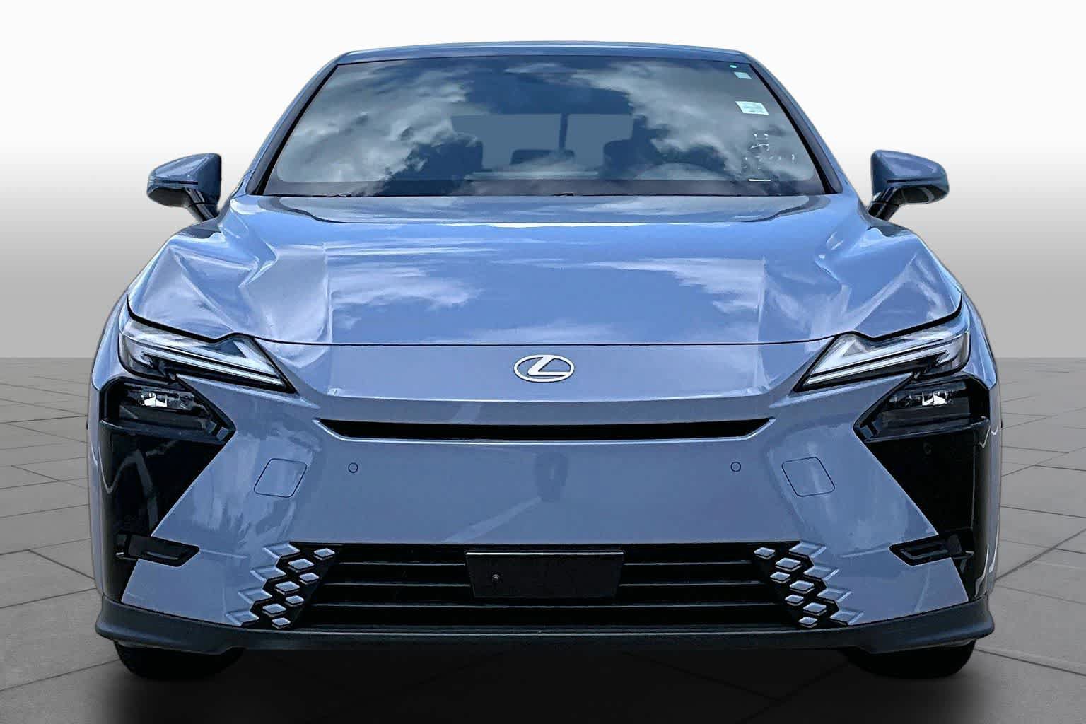 New 2026 Lexus ES 350h w/ Cold Area Package FWD image 3