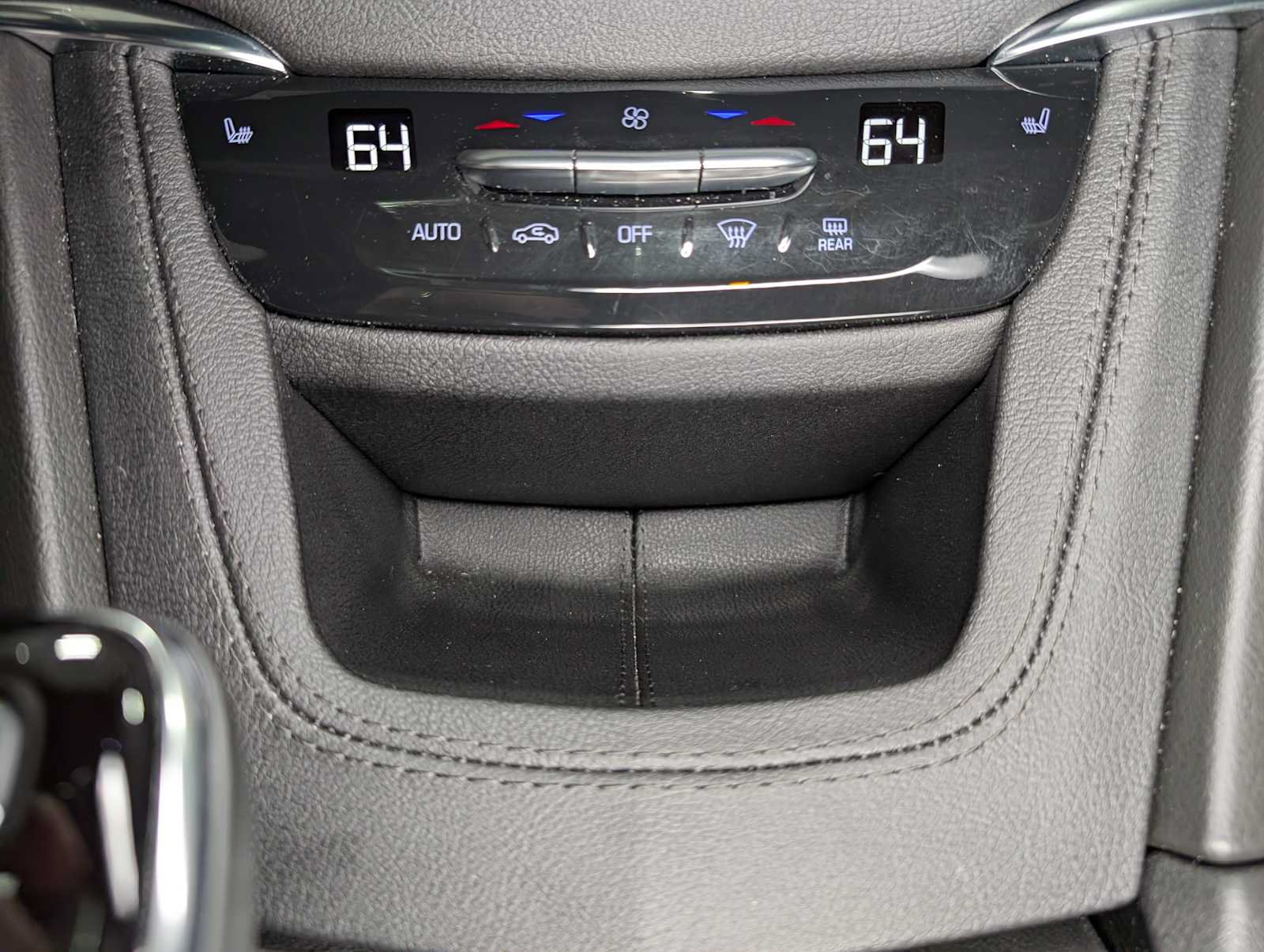Certified 2023 Cadillac XT5 Premium Luxury w/ Technology Package AWD/4WD image 32