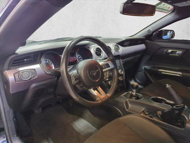 Used 2015 Ford Mustang Coupe image 8