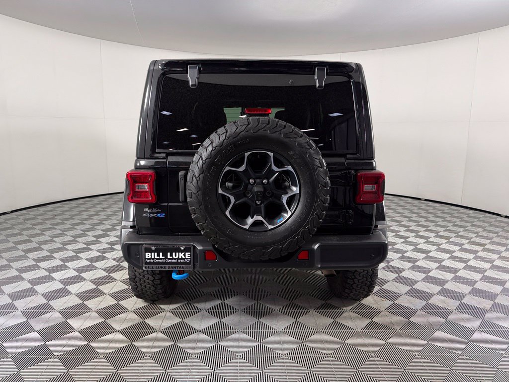 Used 2022 Jeep Wrangler Unlimited Rubicon 4xe w/ Cold Weather Group AWD/4WD image 11
