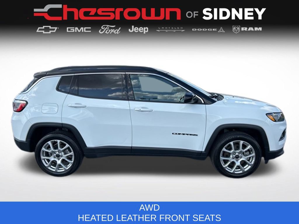 Used 2025 Jeep Compass Limited AWD/4WD image 4