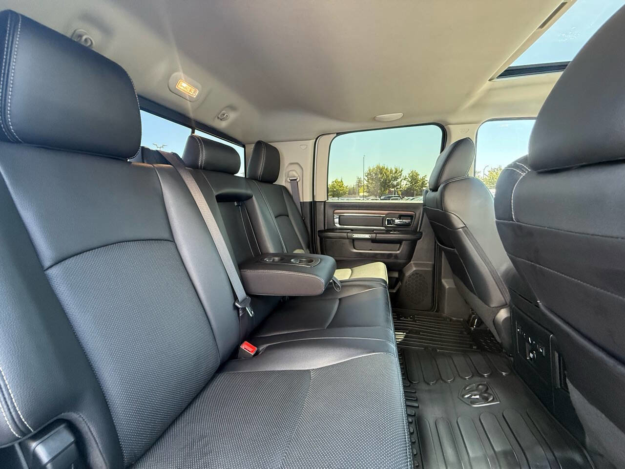 Used 2017 RAM 2500 Laramie image 25