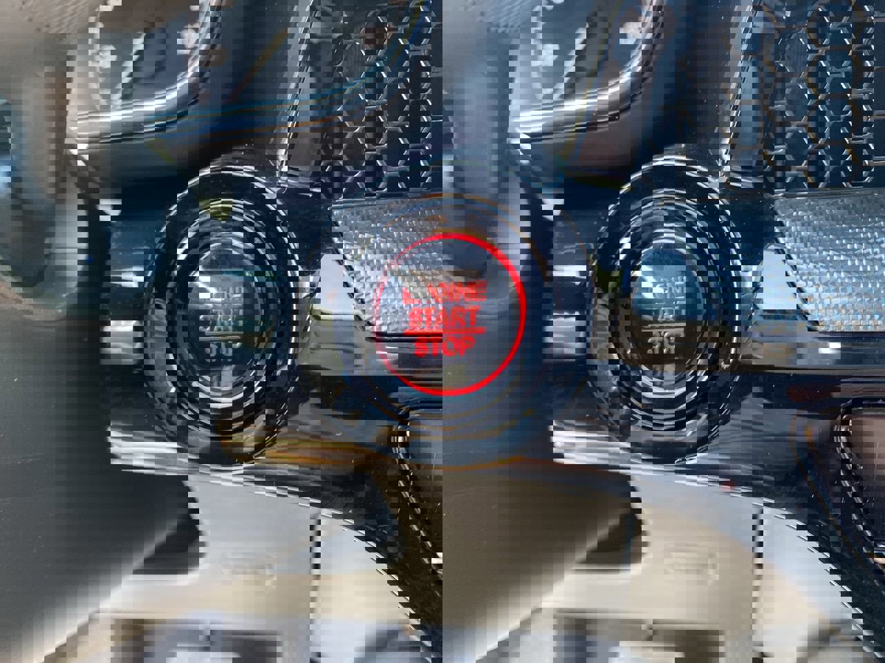 Used 2023 Honda CR-V EX-L image 30