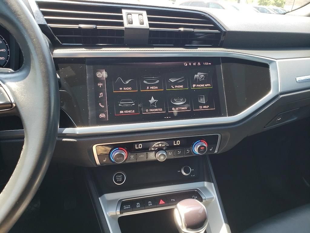Used 2023 Audi Q3 2.0T Premium AWD/4WD image 23